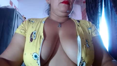 Zahi ... wants to play with everyone...yessss online show from May 2026 07:42:02 PM