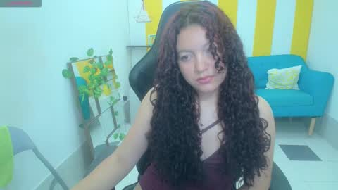 Zahira  online show from November 2025 03:56:01 PM