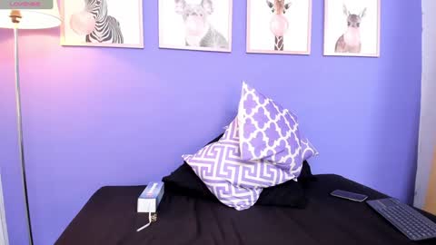 Snapshot of zahira_evans chatting on January 2025 07:17:01 AM Zahira online show from January 2025 07:17:01 AM