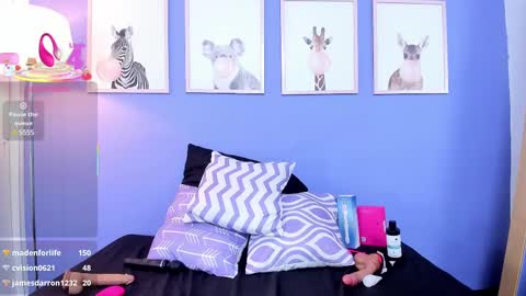 Snapshot of zahira_evans chatting on February 2025 07:12:02 AM Zahira online show from February 2025 07:12:02 AM