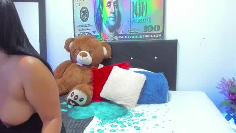 Snapshot of zahira_evans chatting on September 2025 07:04:02 PM Zahira online show from September 2025 07:04:02 PM