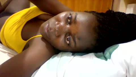 Snapshot of zainxxxx chatting on February 2025 04:23:01 AM zainxxxx online show from February 2025 04:23:01 AM