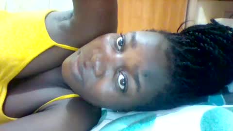 Snapshot of zainxxxx chatting on February 2025 08:06:01 AM zainxxxx online show from February 2025 08:06:01 AM