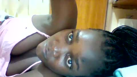 Snapshot of zainxxxx chatting on February 2025 07:27:02 PM zainxxxx online show from February 2025 07:27:02 PM