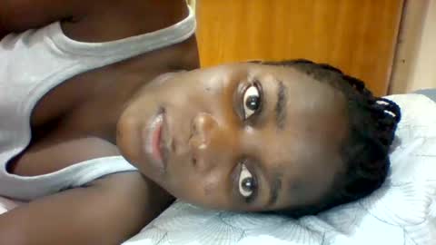 Snapshot of zainxxxx chatting on March 2025 04:02:01 PM zainxxxx online show from March 2025 04:02:01 PM