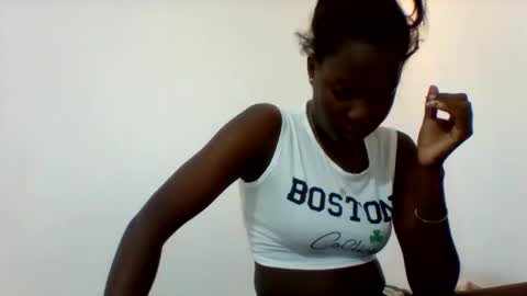 Snapshot of zainxxxx chatting on February 2026 06:56:02 AM zainxxxx online show from February 2026 06:56:02 AM