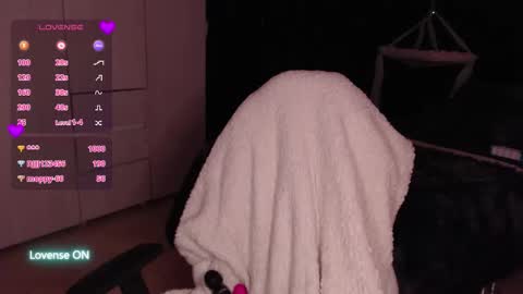 Snapshot of zakura_ania chatting on March 2026 05:08:02 AM zakura_ania online show from March 2026 05:08:02 AM