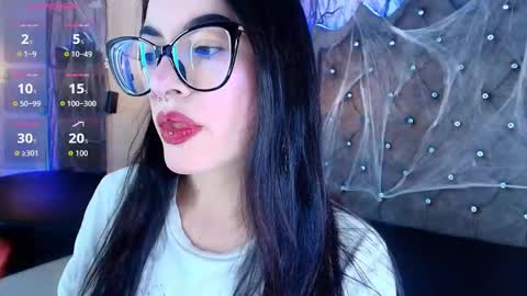   online show from October 2025 07:03:01 PM