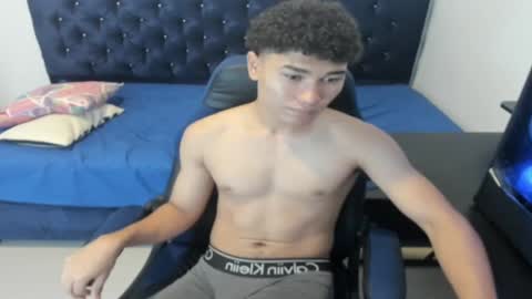 Snapshot of zammcito_ chatting on December 2024 11:08:01 PM zamm online show from December 2024 11:08:01 PM