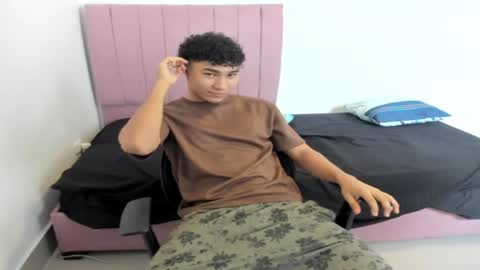 Snapshot of zammcito_ chatting on January 2025 09:39:02 PM zamm online show from January 2025 09:39:02 PM