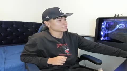 Snapshot of zammcito_ chatting on January 2025 01:52:02 AM zamm online show from January 2025 01:52:02 AM