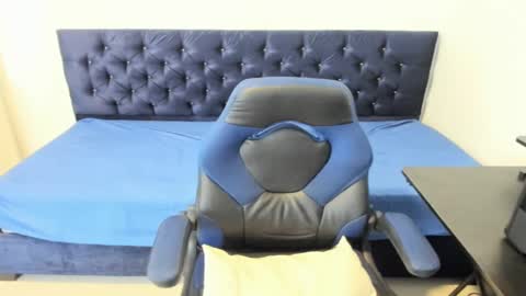 Snapshot of zammcito_ chatting on January 2025 09:08:02 AM zamm online show from January 2025 09:08:02 AM