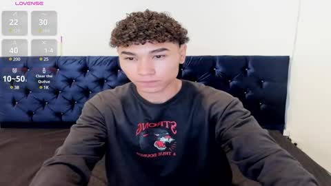 Snapshot of zammcito_ chatting on February 2025 01:57:01 AM zamm online show from February 2025 01:57:01 AM