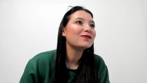 zammii69 online show from October 2025 02:23:02 PM