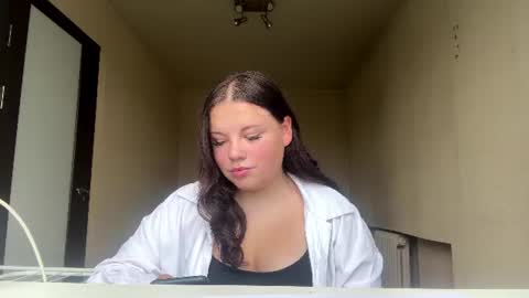 Liana online show from August 2026 08:28:01 AM