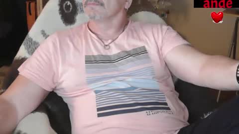 zander007 online show from November 2025 04:07:01 PM