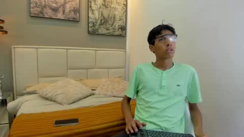Snapshot of zane_belville chatting on May 2026 11:17:02 AM Zane Belville online show from May 2026 11:17:02 AM