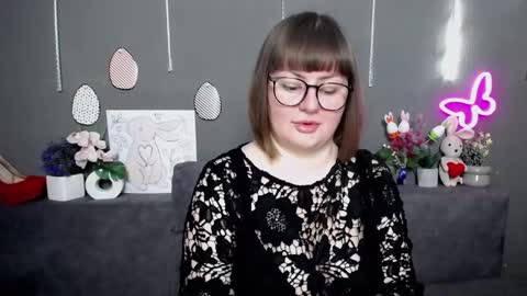 zannadreil online show from March 2026 06:08:01 PM