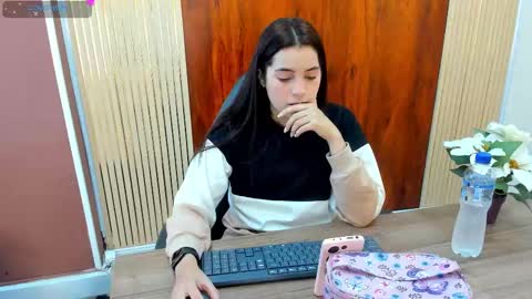 Zara online show from September 2025 12:40:01 PM