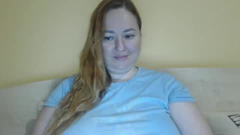 Snapshot of zara_red chatting on May 2026 08:19:01 AM Kate. if im not here im here foxy red333 online show from May 2026 08:19:01 AM