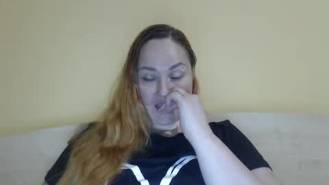 Snapshot of zara_red chatting on May 2026 09:28:02 AM Kate. if im not here im here foxy red333 online show from May 2026 09:28:02 AM