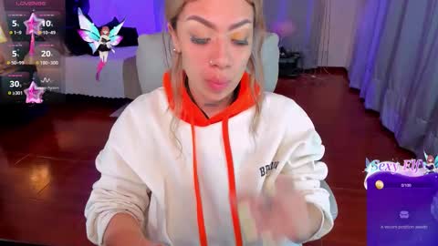 Snapshot of zara_wolf chatting on February 2026 10:53:02 AM ZARAPVT IS OPEN online show from February 2026 10:53:02 AM