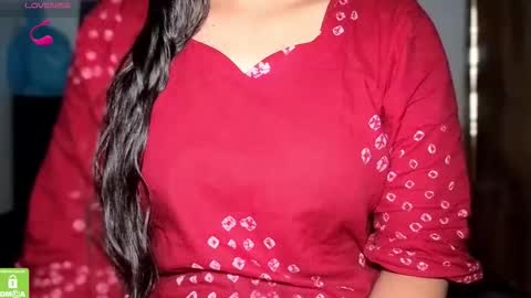 Snapshot of zararaina chatting on February 2026 02:05:01 AM zararaina online show from February 2026 02:05:01 AM