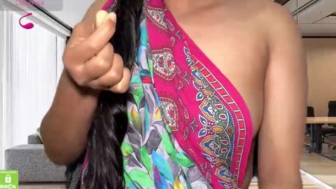 Snapshot of zararaina chatting on February 2026 11:35:01 PM zararaina online show from February 2026 11:35:01 PM