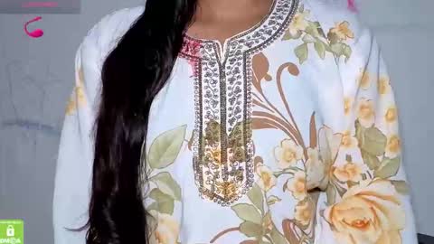 Snapshot of zararaina chatting on February 2026 09:14:02 PM zararaina online show from February 2026 09:14:02 PM