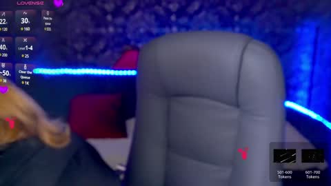 Snapshot of zarareign_ chatting on December 2024 12:48:02 AM Lola online show from December 2024 12:48:02 AM