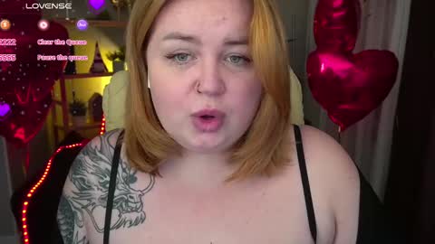 Snapshot of zarareign_ chatting on February 2025 09:22:01 PM Lola online show from February 2025 09:22:01 PM