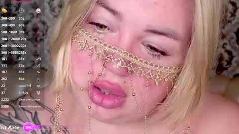 Snapshot of zarareign_ chatting on September 2025 07:39:02 PM Lola online show from September 2025 07:39:02 PM