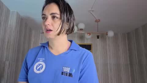 Isabella online show from February 2026 12:45:02 PM