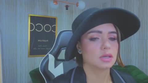 Isabella online show from February 2026 12:56:02 PM