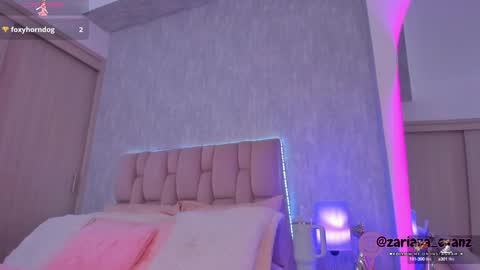 Snapshot of zarianaevanz chatting on December 2024 09:30:02 PM Zariana online show from December 2024 09:30:02 PM