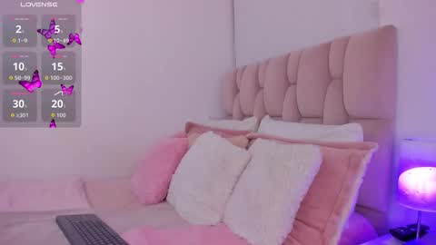 Zariana online show from February 2026 12:04:02 AM