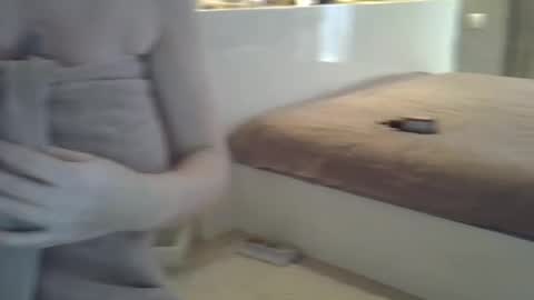 Zarina Swift online show from October 2025 04:13:02 AM