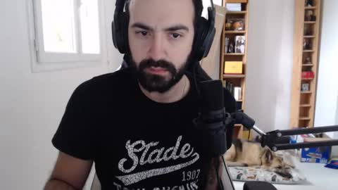 Snapshot of zazou3113 chatting on January 2025 12:07:02 PM Grizzly Bear online show from January 2025 12:07:02 PM