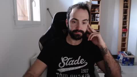 Snapshot of zazou3113 chatting on January 2025 03:11:01 PM Grizzly Bear online show from January 2025 03:11:01 PM