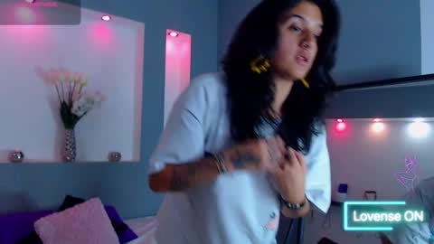 Snapshot of zean_lee chatting on December 2025 02:35:01 PM Karolyne online show from December 2025 02:35:01 PM