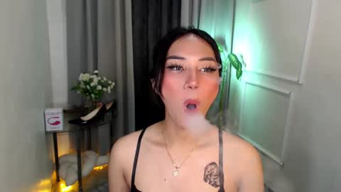zelainalovetocum online show from February 2025 09:12:01 PM