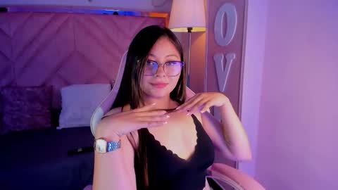 zelenejones_ online show from November 2025 01:54:01 PM