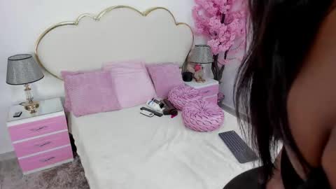 Snapshot of zendayarosse chatting on April 2026 09:46:01 PM zendayarosse online show from April 2026 09:46:01 PM