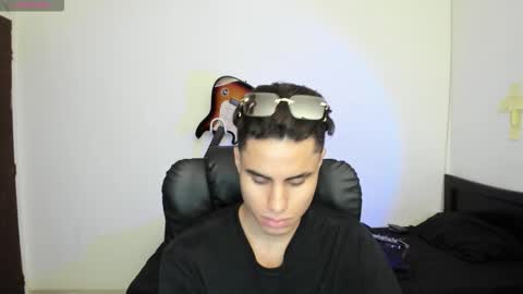 Snapshot of zenhzu chatting on November 2025 01:06:01 AM zenzhu online show from November 2025 01:06:01 AM