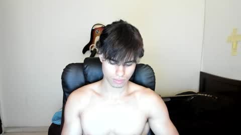 Snapshot of zenhzu chatting on November 2025 08:10:01 PM zenzhu online show from November 2025 08:10:01 PM