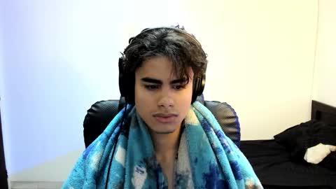 Snapshot of zenhzu chatting on November 2025 05:04:02 PM zenzhu online show from November 2025 05:04:02 PM