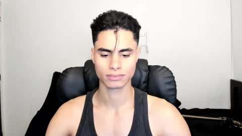 Snapshot of zenhzu chatting on December 2025 04:29:01 AM zenzhu online show from December 2025 04:29:01 AM