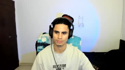 Snapshot of zenhzu chatting on January 2026 05:13:01 AM zenzhu online show from January 2026 05:13:01 AM