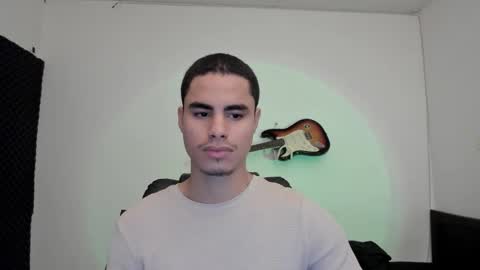 Snapshot of zenhzu chatting on February 2026 04:16:02 PM zenzhu online show from February 2026 04:16:02 PM