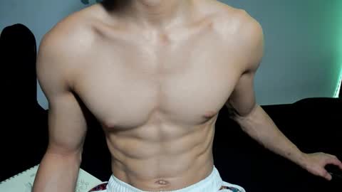 Snapshot of zenhzu chatting on February 2026 04:22:02 PM zenzhu online show from February 2026 04:22:02 PM